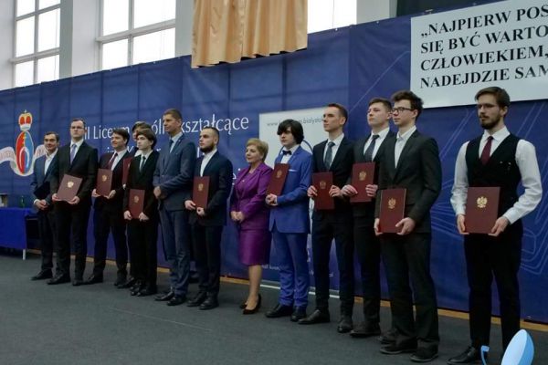 Stypendyści Ministra Edukacji - kliknięcie spowoduje powiększenie zdjęcia Stypendyści Ministra Edukacji