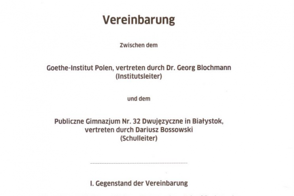 Zdjęcie przedstawiające umowę PASCH w języku niemieckim - strona 1