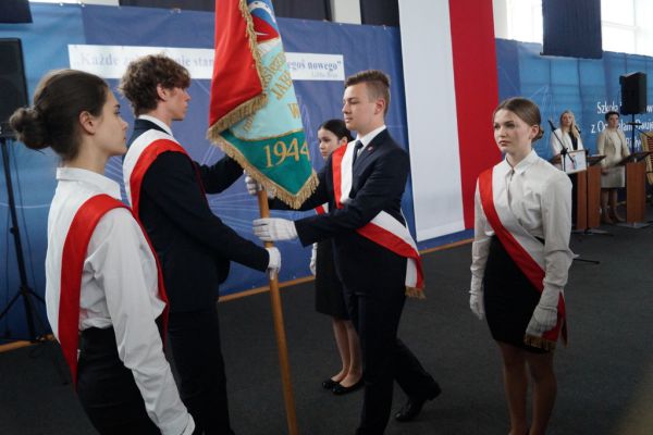 Przekazanie sztandaru