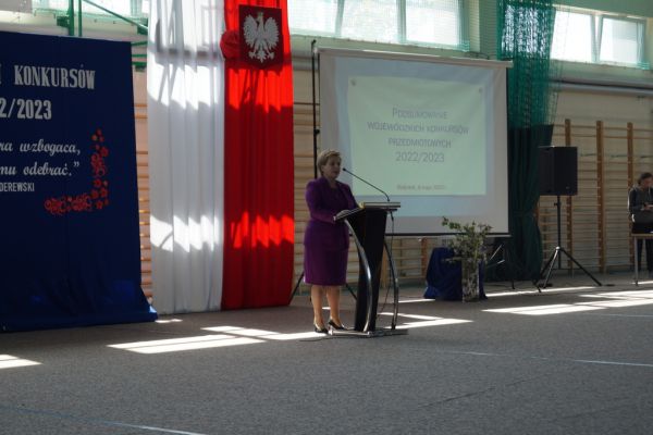 Beata Pietruszka -podlaski kurator oświaty