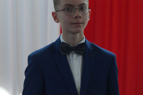 Mikołaj Ławreszuk laureat Wojewódzkiego Konkursu Fizycznego, Matematycznego