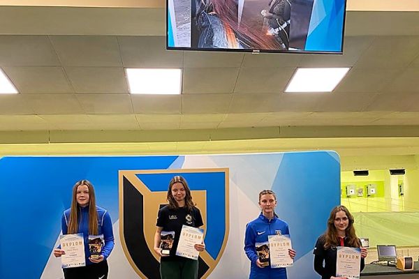 Ewa Stypułkowska w czasie dekoracji