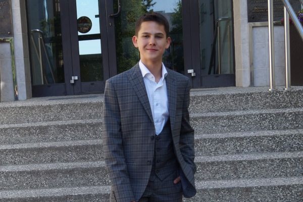 Ogólnopolski Konkurs Historyczny „Losy Żołnierza i Dzieje Oręża Polskiego” - kliknięcie spowoduje powiększenie zdjęcia Laureaci:  Stanisław Matys (8B)