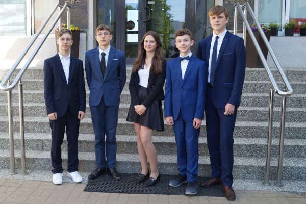 Wojewódzki Konkurs Matematyczny Laureaci: Mikołaj Ławreszuk (8A), Gabriela Sadowska (8A), Kacper Sakowski (8A), Maciej Szeweluk (8A) Finaliści: Jakub Sawicki (8B)