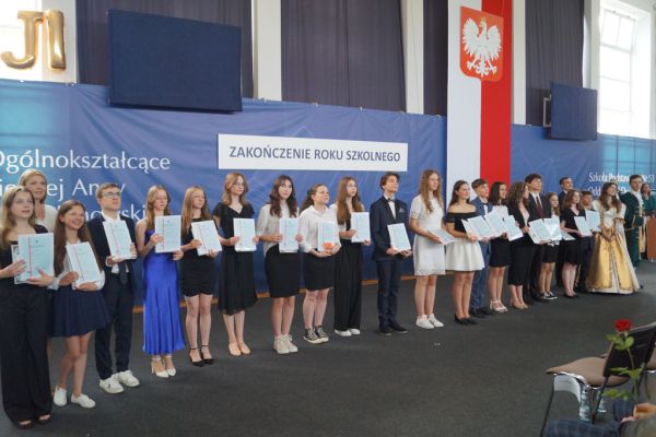 Zakończenie roku szkolnego w klasach ósmych