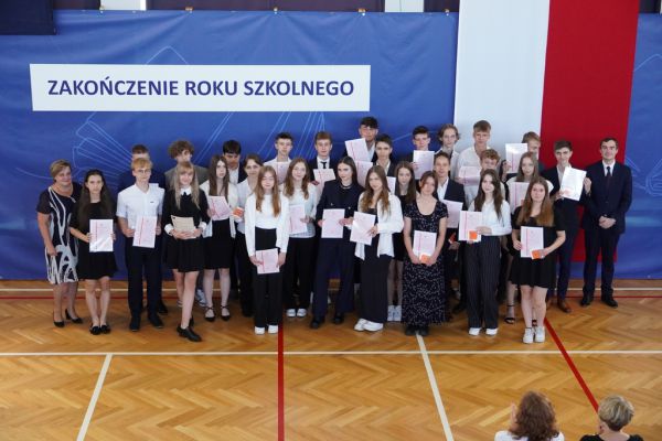 Zakończenie roku szkolnego 2022/2023 w II Liceum Ogólnokształcącym