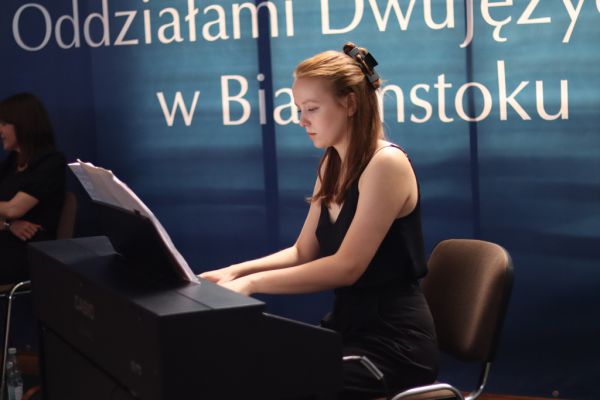 Zakończenie roku szkolnego 2022/2023 w II Liceum Ogólnokształcącym