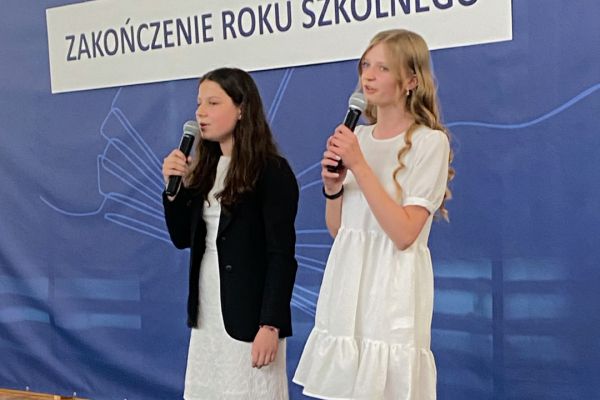 Uroczyste zakończenie zajęć w 7 klasach SP 53 w roku szkolnym 2022/2023