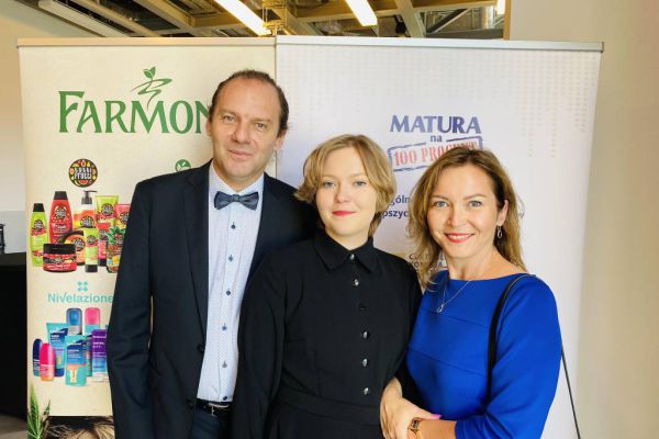 Ewa Kużelewska z rodzicami