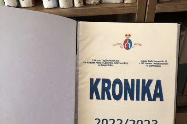 Kartki z Kroniki