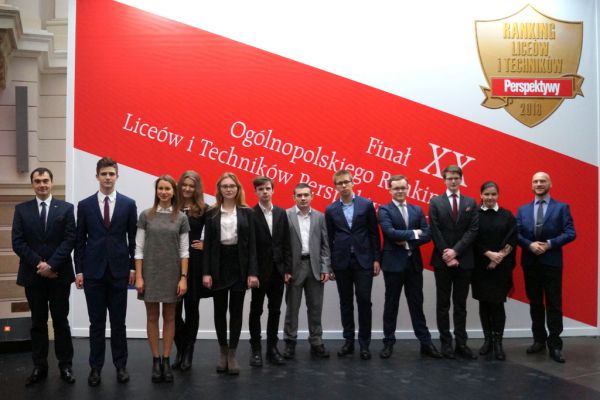 Delegacja II LO 0 kliknięcie spowoduje powiększenie zdjęcia Delegacja II LO