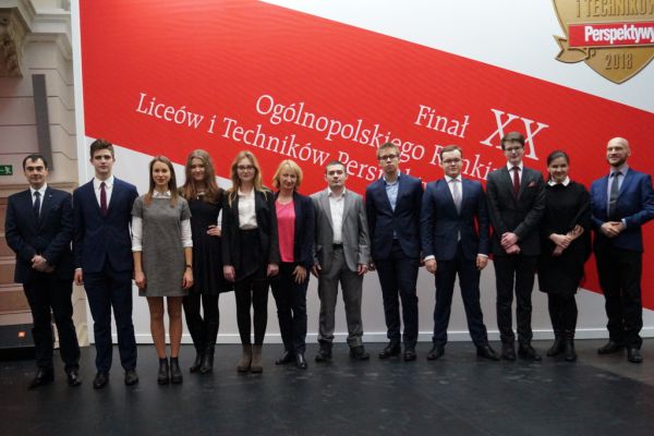 Delegacja II LO - kliknięcie spowoduje powiększenie zdjęcia Delegacja II LO