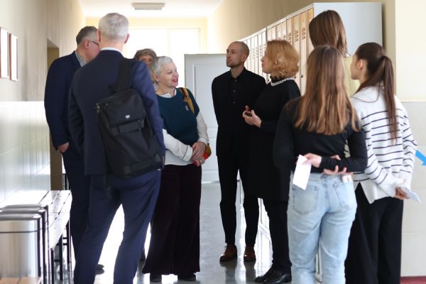 Goście z Instytutu Goethego - kliknięcie spowoduje powiększenie zdjęcia Goście z Instytutu Goethego