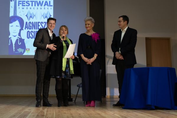 Finał Festiwalu Twórczości Agnieszki Osieckiej - kliknięcie spowoduje powiększenie zdjęcia Finał Festiwalu Twórczości Agnieszki Osieckiej