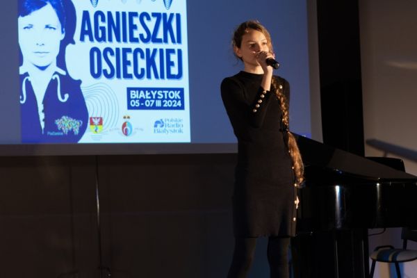 Finał Festiwalu Twórczości Agnieszki Osieckiej - kliknięcie spowoduje powiększenie zdjęcia Finał Festiwalu Twórczości Agnieszki Osieckiej