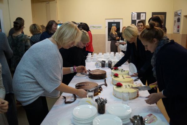 Degustacja tortu - kliknięcie spowoduje powiększeni zdjęcia Degustacja tortu