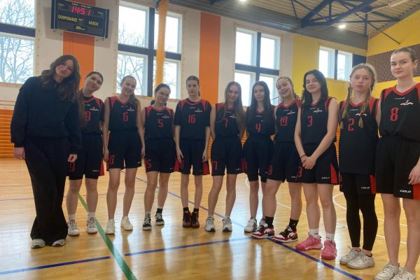 II LO na finałach woj. Podlaskiego w Zambrowie - kliknięcie spowoduje powiększenie zdjęcia II LO na finałach woj. Podlaskiego w Zambrowie