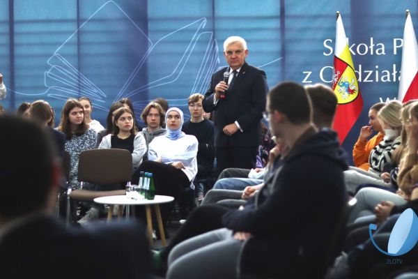 Spotkanie z Prezydentem - kliknięcie na zdjęcie spowoduje powiększenie Spotkanie z Prezydentem
