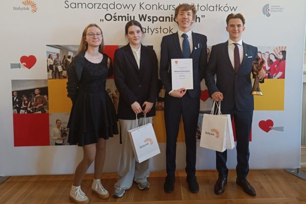 Gala 8 Wspaniałych - kliknięcie spowoduje powiększenie zdjęcia Gala 8 Wspaniałych