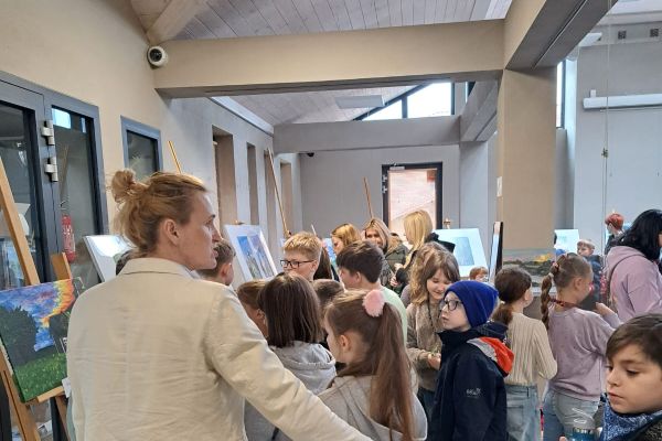 Olimpiada Zwolnieni z Teorii - wernisaż - kliknięcie spowoduje powiększenie zdjęcia 8a74d48c-3881-4e74-860e-aa3449e48c14AAB4D643-C4E6-1FDC-81BF-26BAFA2AB020.jpg