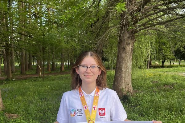 EGMO Gruzja 2024 Sylwia II LO Białystok srebrny medal - kliknięcie spowoduje powiększenie zdjęcia EGMO Gruzja 2024 Sylwia II LO Białystok srebrny medal