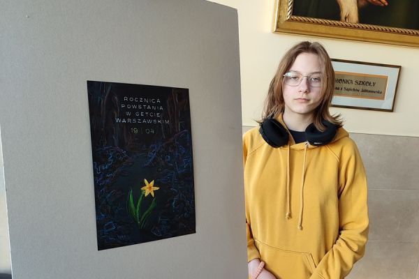 Autorski plakat nawiązujący do wydarzeń - kliknięcie spowoduje powiększenie zdjęcia Autorski plakat nawiązujący do wydarzeń