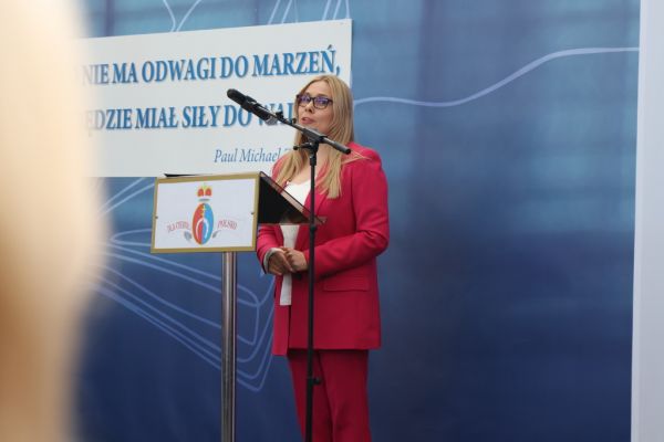 Zakończenie roku szkolnego klas czwartych II LO- kliknięcie spowoduje powiększenie zdjęcia Zakończenie roku szkolnego klas czwartych II LO