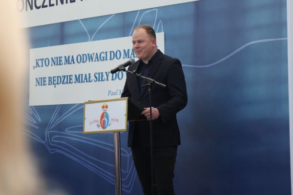 Zakończenie roku szkolnego klas czwartych II LO- kliknięcie spowoduje powiększenie zdjęcia Zakończenie roku szkolnego klas czwartych II LO