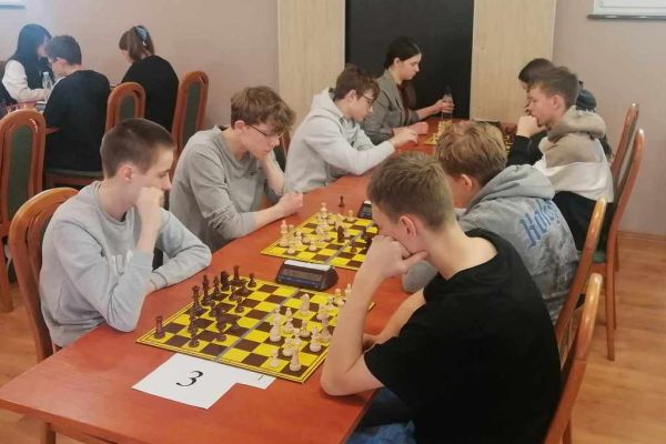 Igrzyska Młodzieży Szkolnej w Szachach - kliknięcie spowoduje powiększenie zdjęcia Igrzyska Młodzieży Szkolnej w Szachach