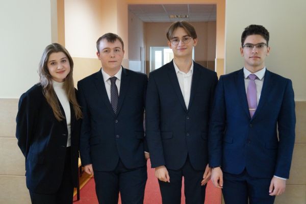 Olimpiada „O Diamentowy Indeks AGH” z fizyki - kliknięcie spowoduje powiększenie zdjęcia Olimpiada „O Diamentowy Indeks AGH” z fizyki