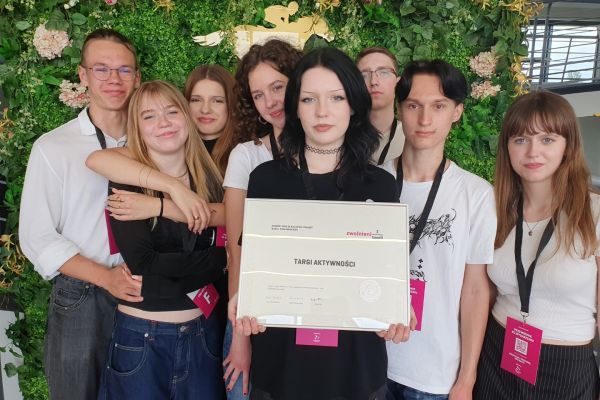 X Olimpiada Zwolnieni z Teorii - finał - kliknięcie spowoduje powiększenie zdjęcia X Olimpiada Zwolnieni z Teorii - finał