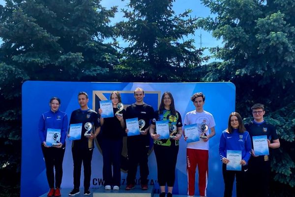 Ewa Stypułkowska na podium - kliknięcie spowoduje powiększenie zdjęcia Ewa Stypułkowska na podium