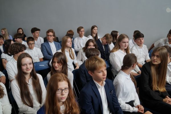 Zakończenie roku szkolnego w SP 53 - kliknięcie spowoduje powiększenie zdjęcia Zakończenie roku szkolnego w SP 53