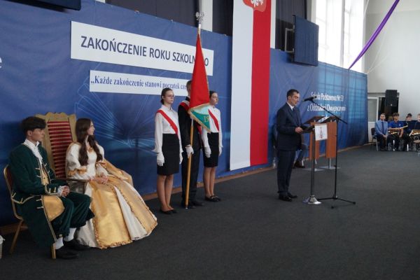 Zakończenie roku szkolnego w SP 53- kliknięcie spowoduje powiększenie zdjęcia Zakończenie roku szkolnego w SP 53