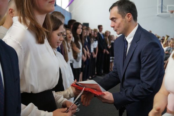 Zakończenie roku szkolnego w SP 53 - kliknięcie spowoduje powiększenie zdjęcia Zakończenie roku szkolnego w SP 53