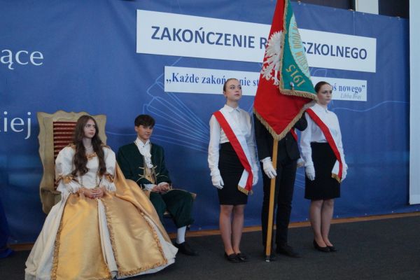 Zakończenie roku szkolnego 2023/2024 - kliknięcie spowoduje powiększenie zdjęcia Zakończenie roku szkolnego 2023/2024