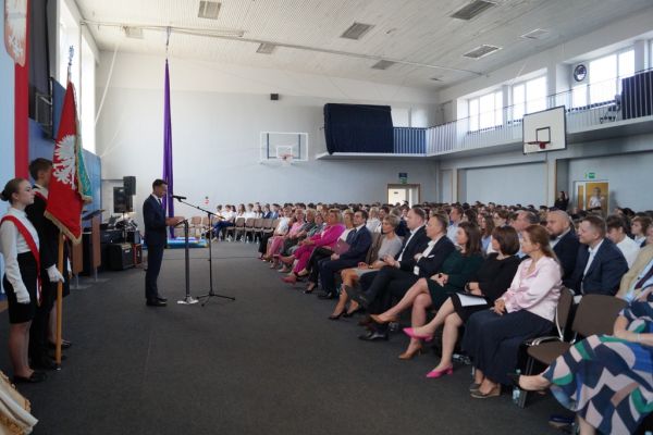 Zakończenie roku szkolnego 2023/2024 - kliknięcie spowoduje powiększenie zdjęcia Zakończenie roku szkolnego 2023/2024