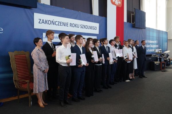 Zakończenie roku szkolnego 2023/2024 - kliknięcie spowoduje powiększenie zdjęcia Zakończenie roku szkolnego 2023/2024
