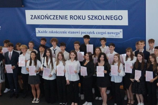 Zakończenie roku szkolnego 2023/2024 - kliknięcie spowoduje powiększenie zdjęcia Zakończenie roku szkolnego 2023/2024