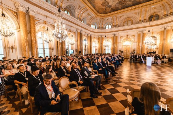 Gala Stypendialna - kliknięcie spowoduje powiększenie zdjęcia Gala Stypendialna