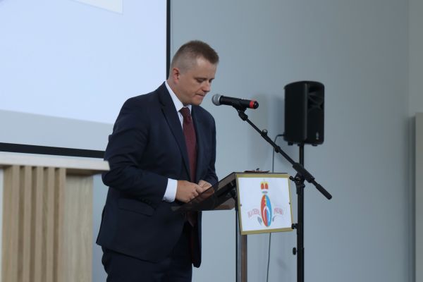 Rozpoczęcie roku 2024-2025 klasy 7-8 - kliknięcie spowoduje powiększenie zdjęcia Rozpoczęcie roku 2024-2025 klasy 7-8