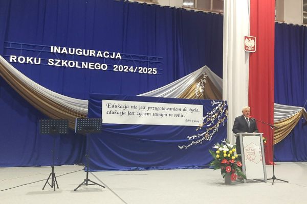 Uroczystość wręczenia Medali Diligentiae – za pilność Uroczystość wręczenia Medali Diligentiae – za pilność - kliknięcie spowoduje powiększenie zdjęcia