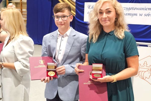 Uroczystość wręczenia Medali Diligentiae – za pilność Uroczystość wręczenia Medali Diligentiae – za pilność - kliknięcie spowoduje powiększenie zdjęcia