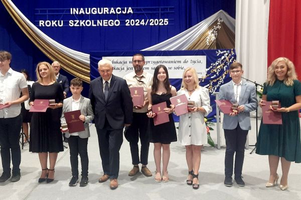 Uroczystość wręczenia Medali Diligentiae – za pilność Uroczystość wręczenia Medali Diligentiae – za pilność - kliknięcie spowoduje powiększenie zdjęcia