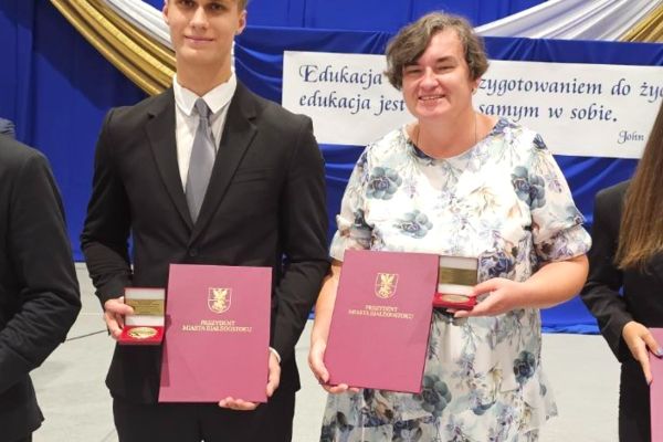 Uroczystość wręczenia Medali Diligentiae – za pilność Uroczystość wręczenia Medali Diligentiae – za pilność - kliknięcie spowoduje powiększenie zdjęcia