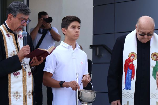 Uroczyste otwarcie nowej części szkoły Uroczyste otwarcie nowej części szkoły - kliknięcie spowoduje powiększenie zdjęcia