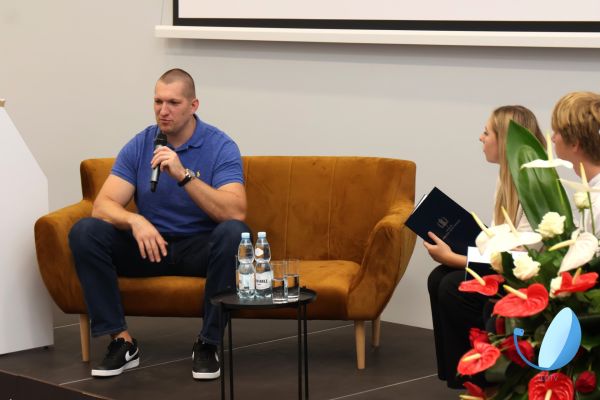 Poznaj mistrza Poznaj mistrza - kliknięcie spowoduje powiększenie zdjęcia