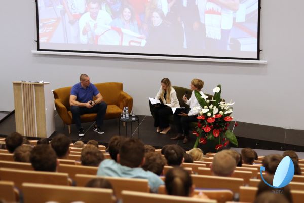 Poznaj mistrza Poznaj mistrza - kliknięcie spowoduje powiększenie zdjęcia