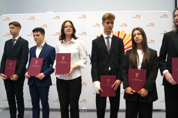 Stypendia2024 Stypendia2024 - kliknięcie spowoduje powiększenie zdjęcia