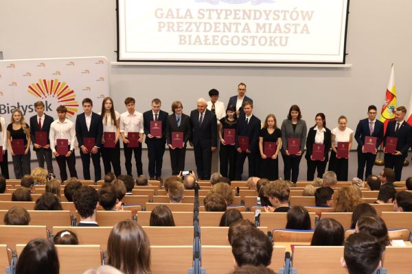 Stypendia2024 Stypendia2024 - kliknięcie spowoduje powiększenie zdjęcia